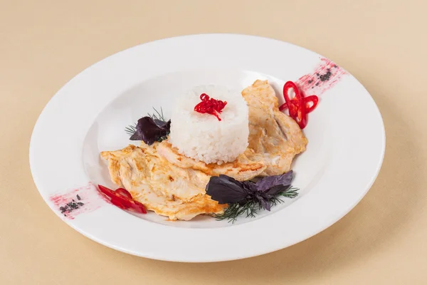 Petto di pollo fritto con riso — Foto Stock