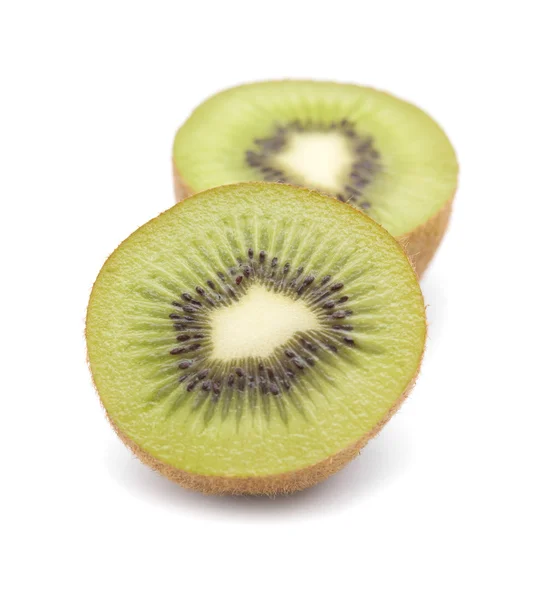 Coapte kiwifruit izolate — Fotografie, imagine de stoc