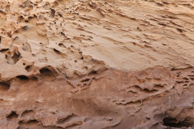 Gran Canaria, Punta de las Arenas 'ın batı yakasındaki vadilerde inanılmaz kum taşı erozyon figürleri, Playa de Artenara olarak da bilinir.