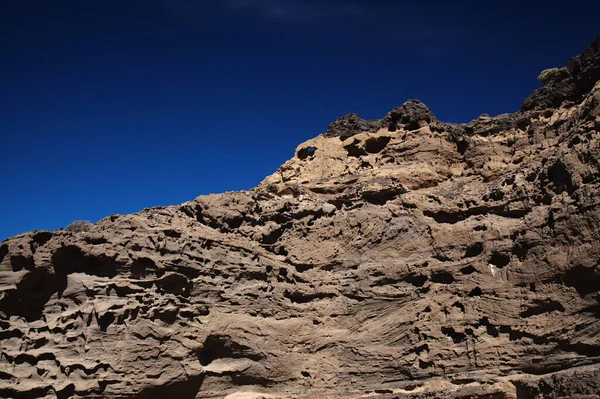 Gran Canaria是岛上西部Punta Las Arenas海角 也叫Playa Artenara 峡谷中惊人的沙石侵蚀人物 — 图库照片