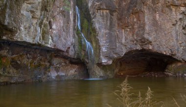 Gran Canaria, Tejeda belediyesinde Charco de la Paloma adında küçük bir tatlı su havuzu var.
