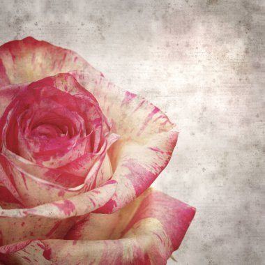 Benekli pembe ve kremalı eski kağıt kare arkaplan 