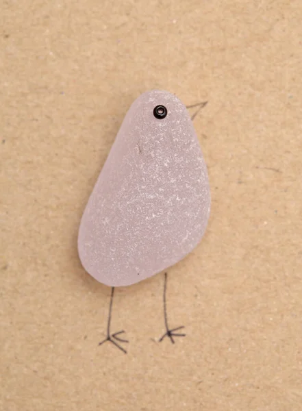 Şık Desenli Kağıt Arka Plan Komik Küçük Kuş Martı Parçasından — Stok fotoğraf