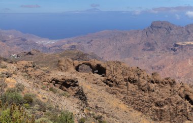Gran Canaria, adanın merkezi manzarası, Las Cumbres, ie The Summits, yürüyüş rotası Cruz de Timagada - Lajas del Nublo - Aserrador - Chimirique