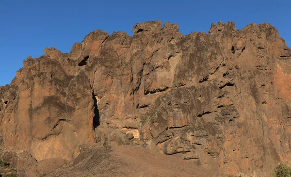 大加那利群岛 岛屿中部的风景 拉斯坎布雷斯 Chimirique岩层与标志性的Roque Nublo之间的短途远足 黄昏时分 — 图库照片