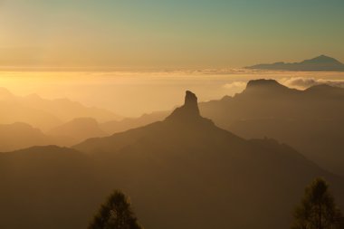 Gran Canaria, Caldera de Tejeda, akşam ışığı