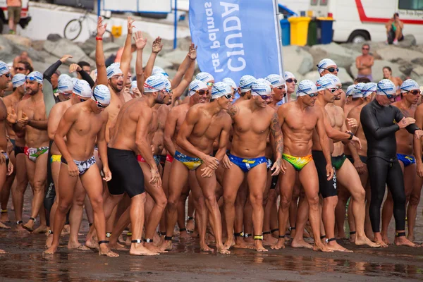 13 septiembre 2014, Gran Canaria, natación marina — Foto de Stock