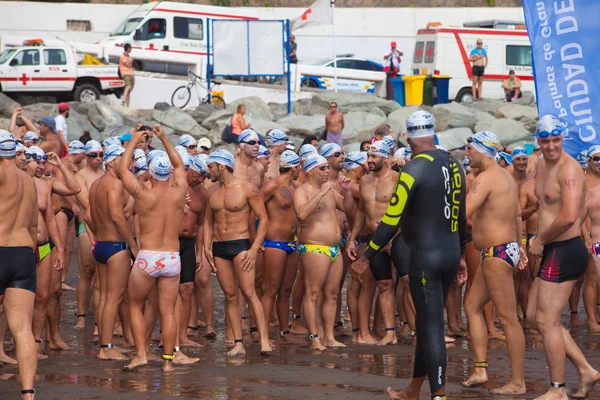 13 septiembre 2014, Gran Canaria, natación marina — Foto de Stock