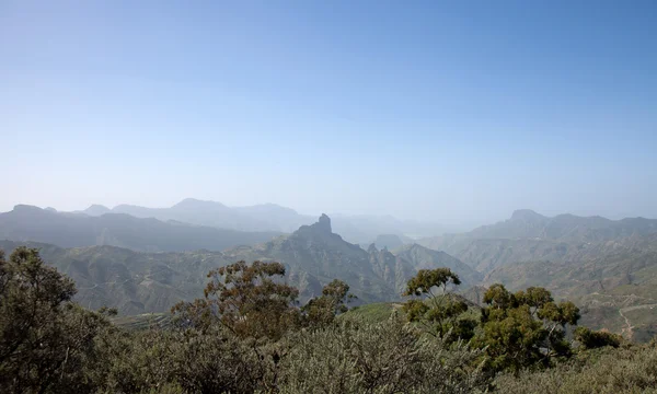 Gran Canaria, Caldera de Tejeda in januari, calima in de lucht — Stockfoto