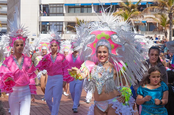 Las Palmas de Gran Canaria Beach carnival 2015 parade on the Las — Stock Photo, Image