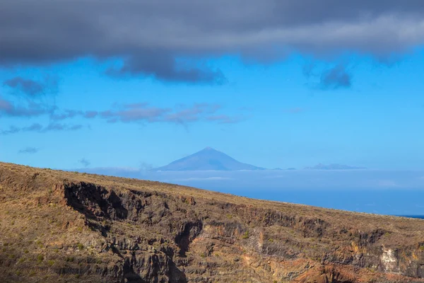 Piek van Teide gezien vanaf La Gomera — Stockfoto