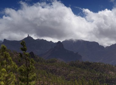 Gran Canaria, landscape of the central part of the island, Las Cumbres, ie The Summits, Caldera de Tejeda in geographical center of the island, Winter storm is coming over the south Wall of it