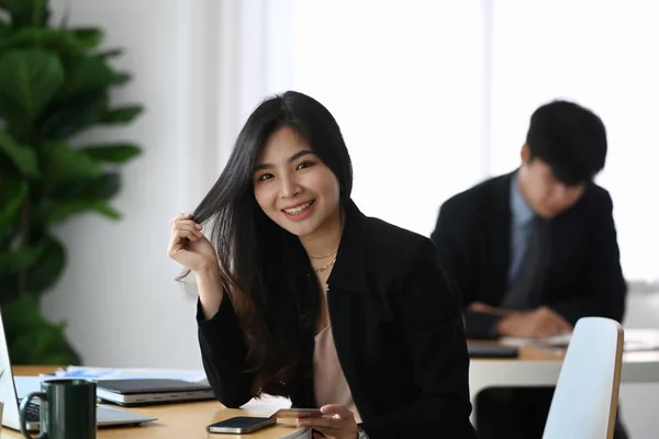 Attractive Businesswoman Sitting Office Room Smiling Camera — Stock Photo, Image
