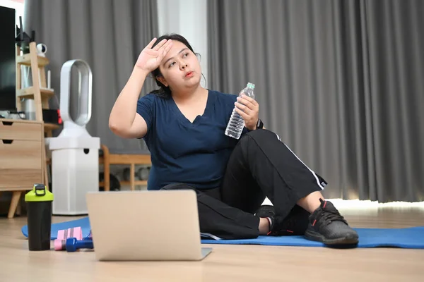 Tired Young Obese Woman Sitting Resting Doing Fitness Exercises Home — Φωτογραφία Αρχείου
