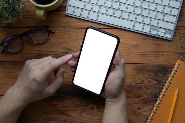 Close View Man Utilizando Teléfono Inteligente Espacio Trabajo — Foto de Stock