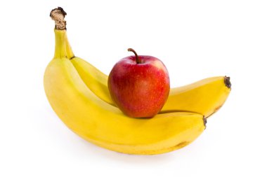 Muz ve elma beyaz bir arka plan üzerinde                                                               