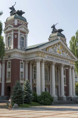 Sofya, Bulgaristan - 09 Ağustos 2017: İvan Vazov 'un Sofya, Bulgaristan' daki Ulusal Tiyatrosu