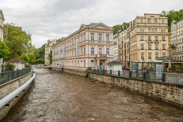 Karlovy Vary Czech Republic June 2013 View Embankment Tepla River — Stock Photo, Image