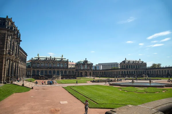 Dresde Alemania Junio 2013 Conjunto Arquitectónico Parques Zwinger Dresde —  Fotos de Stock