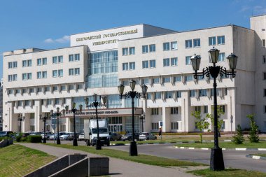 Belgorod, Rusya - 08 Temmuz 2021: Belgorod Devlet Üniversitesi Binası