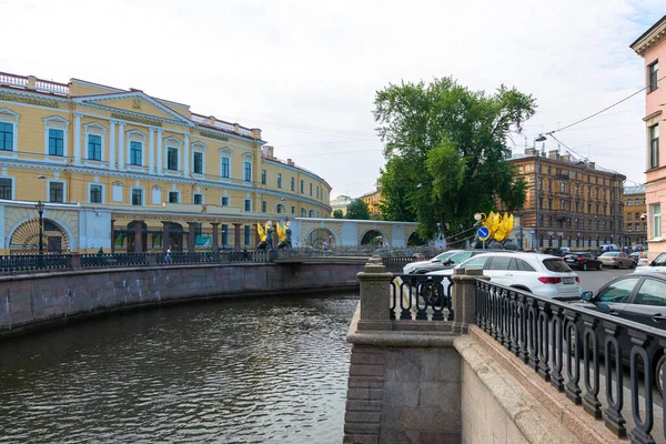 Sankt Petersburg Ryssland Juli 2021 Utsikt Över Griboyedovkanalen Bankbron Och — Stockfoto