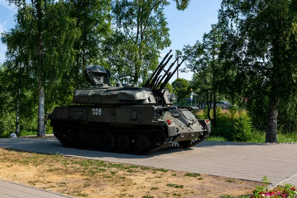 Canon Aérien Automoteur Soviétique Zsu Shilka Sur Site Face Musée — Photo