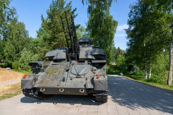 ソ連の自走対空砲Zsu 4シルカは レニングラード地方のPriozersk市のKorela Fortress Museumの前のサイトにあります — ストック写真