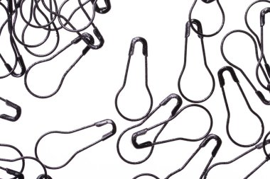 Beyaz arka plan üzerindeki armut şekilli pimlerin arka planı