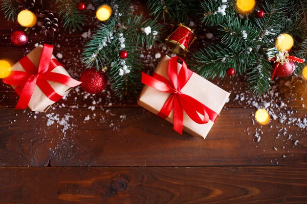 Concepto Tarjeta Felicitación Navidad Caja Regalos Con Árbol Navidad Decoración —  Fotos de Stock