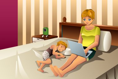 dizüstü bilgisayarda çalışan anne