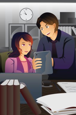 ofiste çalışan iş adamları