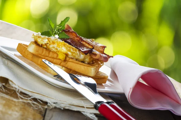 Desayuno tostado —  Fotos de Stock