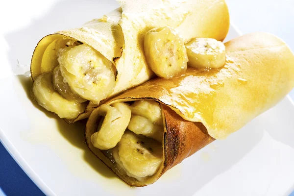 Pannenkoeken of pannenkoeken met banaan — Stockfoto