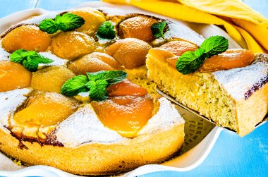 Ev yapımı kayısı kek