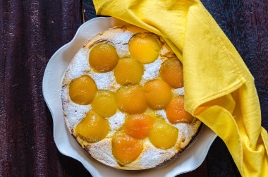 Ev yapımı kayısı kek