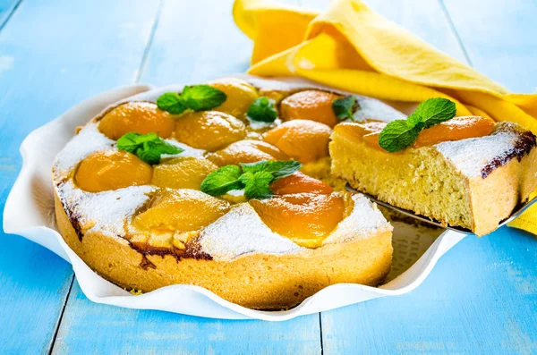 Pastel de albaricoque casero — Foto de Stock