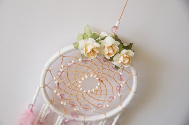 Beyaz-pembe Dreamcatcher