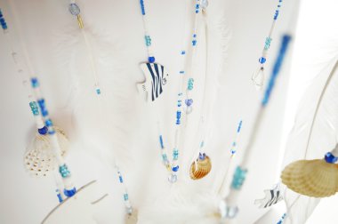 Beyaz-mavi düş kapanı 