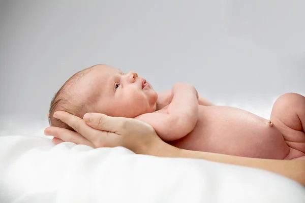 Nyfödd baby — Stockfoto