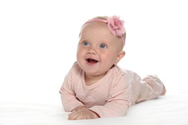 küçük kız portre bebeğim