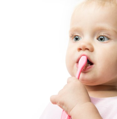 küçük çocuk bebek diş fırçalama