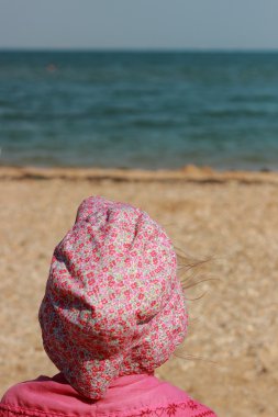 Küçük kıza gezinti