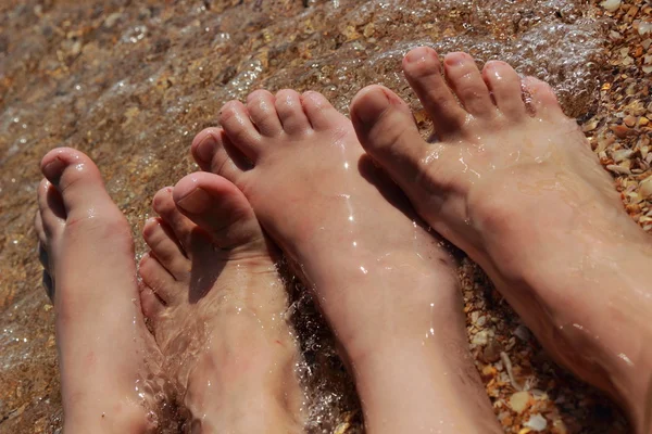 Adults Children Feet Sand Sea Water Beach Summer Day Theme — Stock Photo, Image
