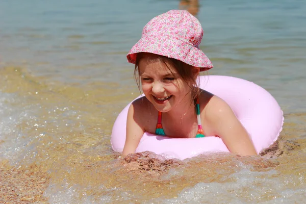 Little girl in panama swiming — Stock Photo, Image