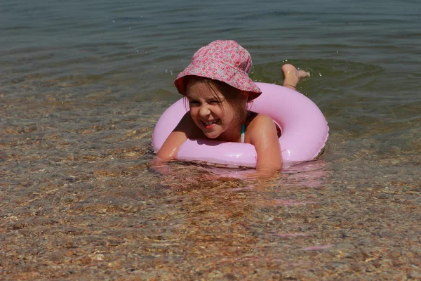 Niña en Seacost — Foto de Stock