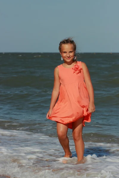 Young model posing on camera — Stock Photo, Image