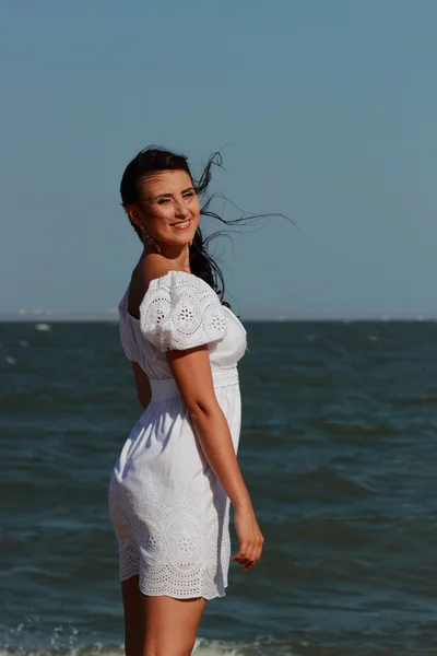 Sexy Young Caucasian Female Model Posing Black Sea Crimea — Stock Photo, Image