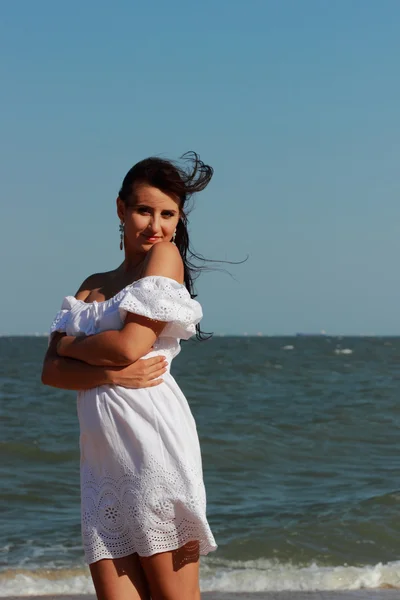 Sexy Joven Modelo Femenino Caucásico Posando Sobre Mar Negro Crimea — Foto de Stock