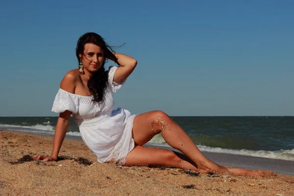 Mujer retrato al aire libre — Foto de Stock