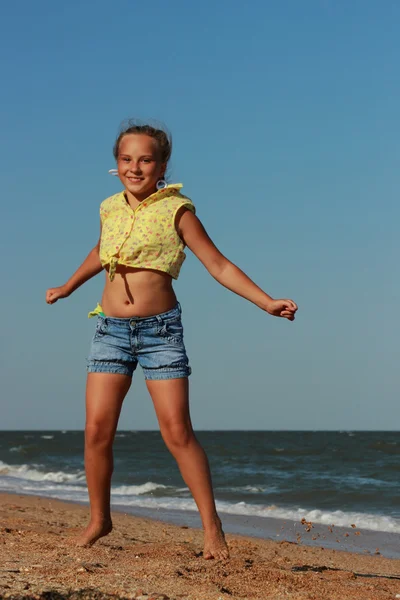 Young model posing on camera — Stock Photo, Image